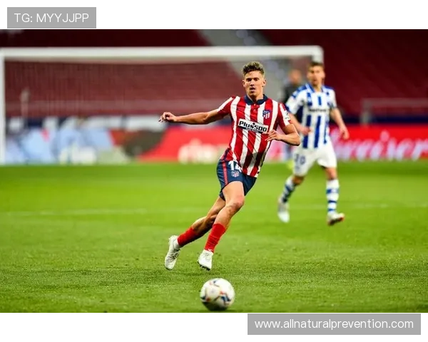 国米中路渗透战术近期表现稳健,进攻效率持续提升 国米中路渗透战术近期表现稳健,进攻效率持续提升