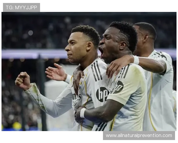 皇马战术固执拖累复兴！天价引援成摆设，争冠压力迫使必须改革！